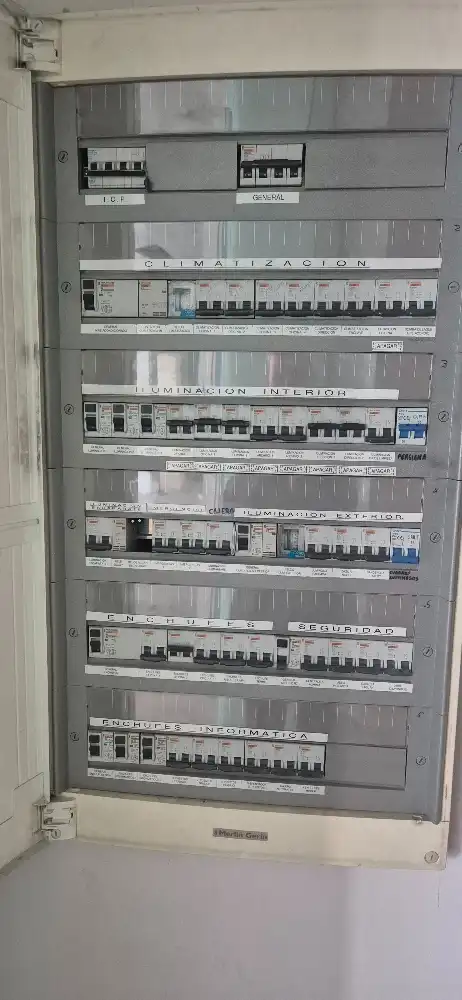 Local comercial en venda a Avenida Ramón Menéndez Pidal 41, imagen 13