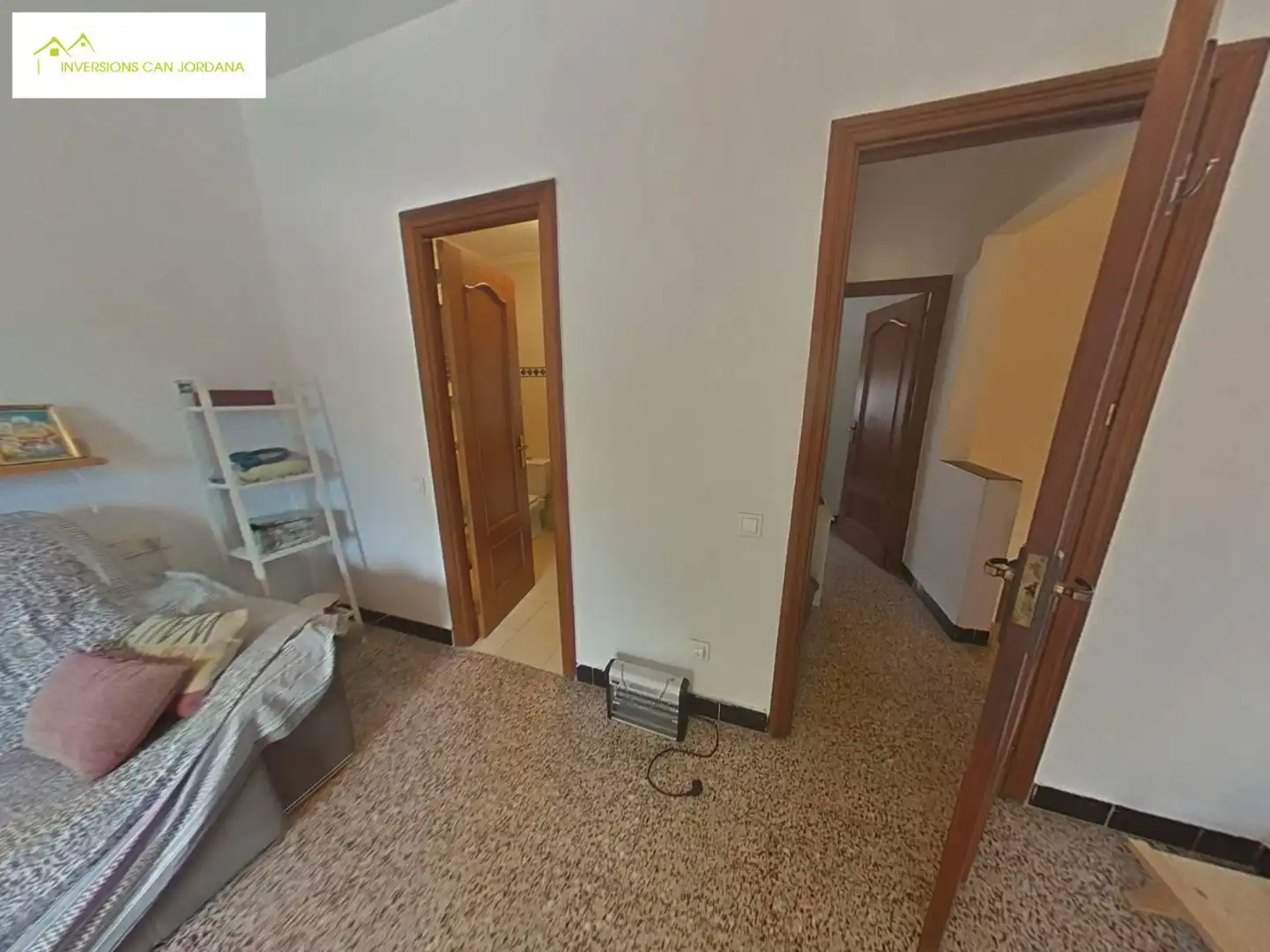 Schlafzimmer von Haus oder Chalet zum Verkauf in El Masnou mit Klimaanlage, Heizung und Privatgarten