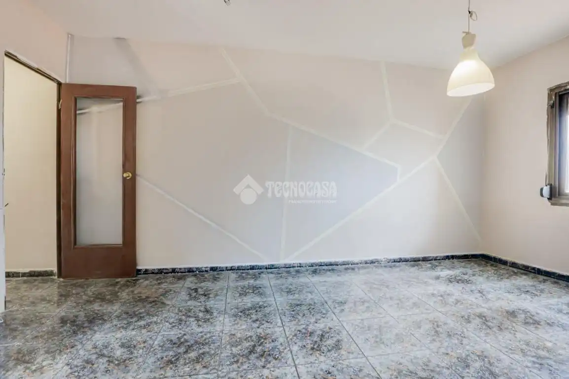 Piso en venta en L'Hospitalet de Llobregat con Aire acondicionado y Calefacción