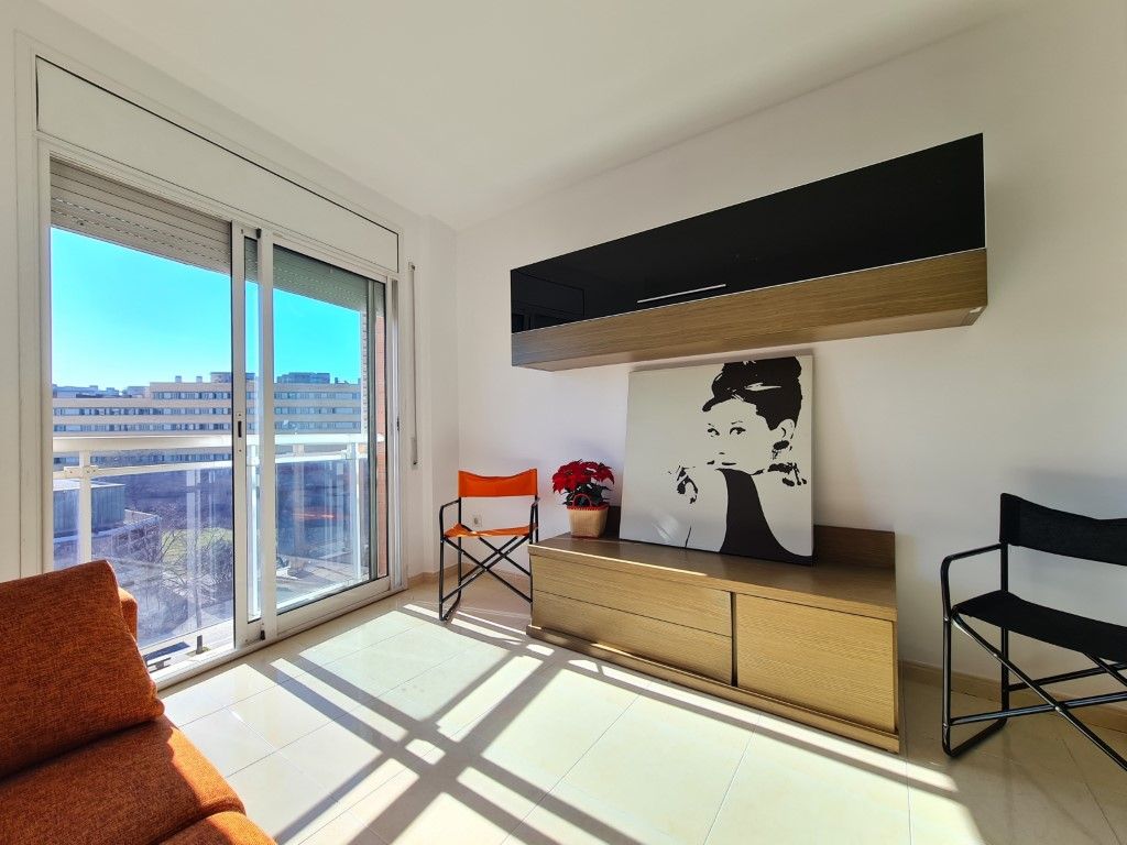 Bedroom of Flat to rent in Girona Capital