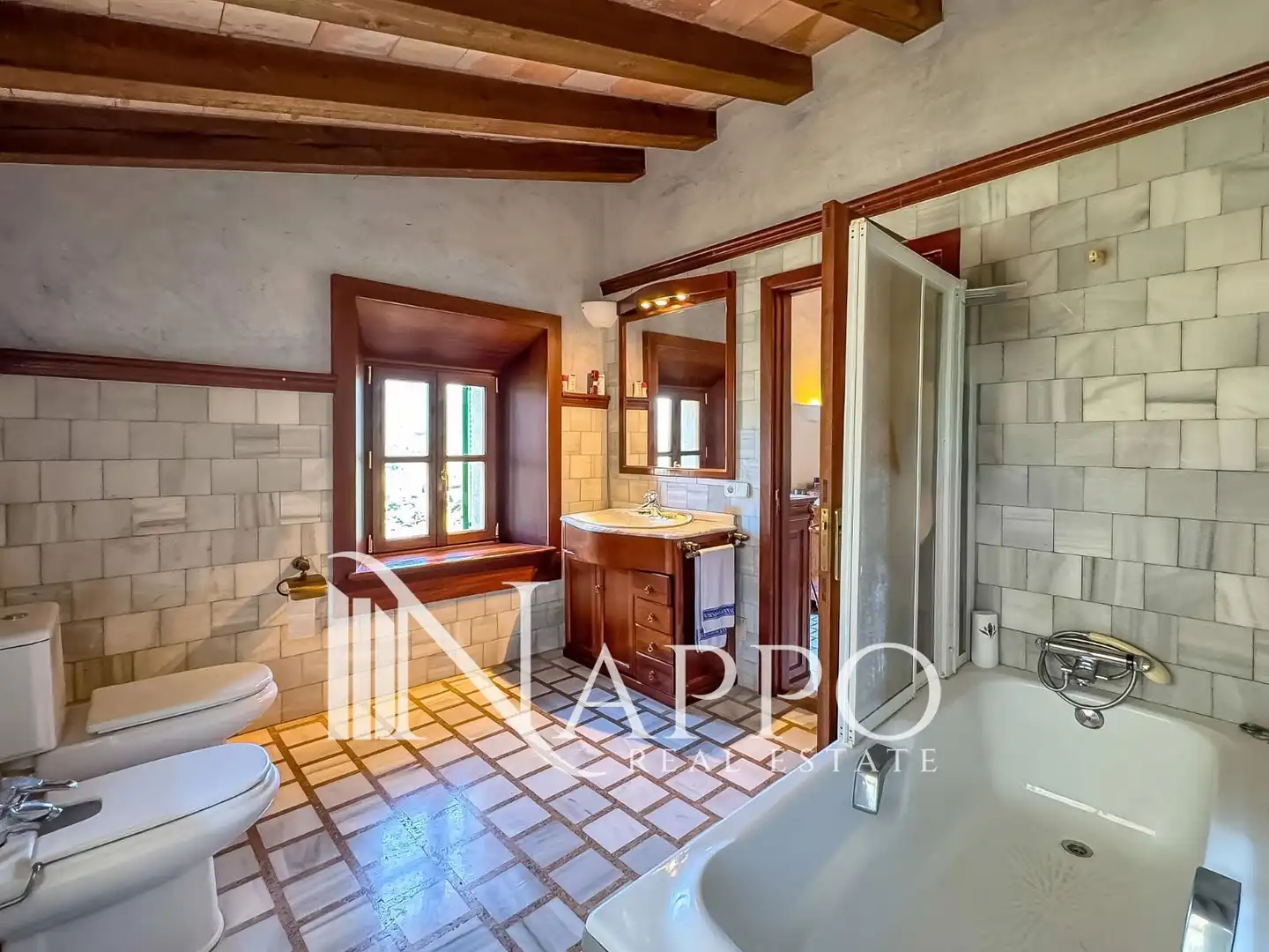 Bathroom of Houses for sale in Sóller  with Air Conditioner, Storage room and Swimming Pool
