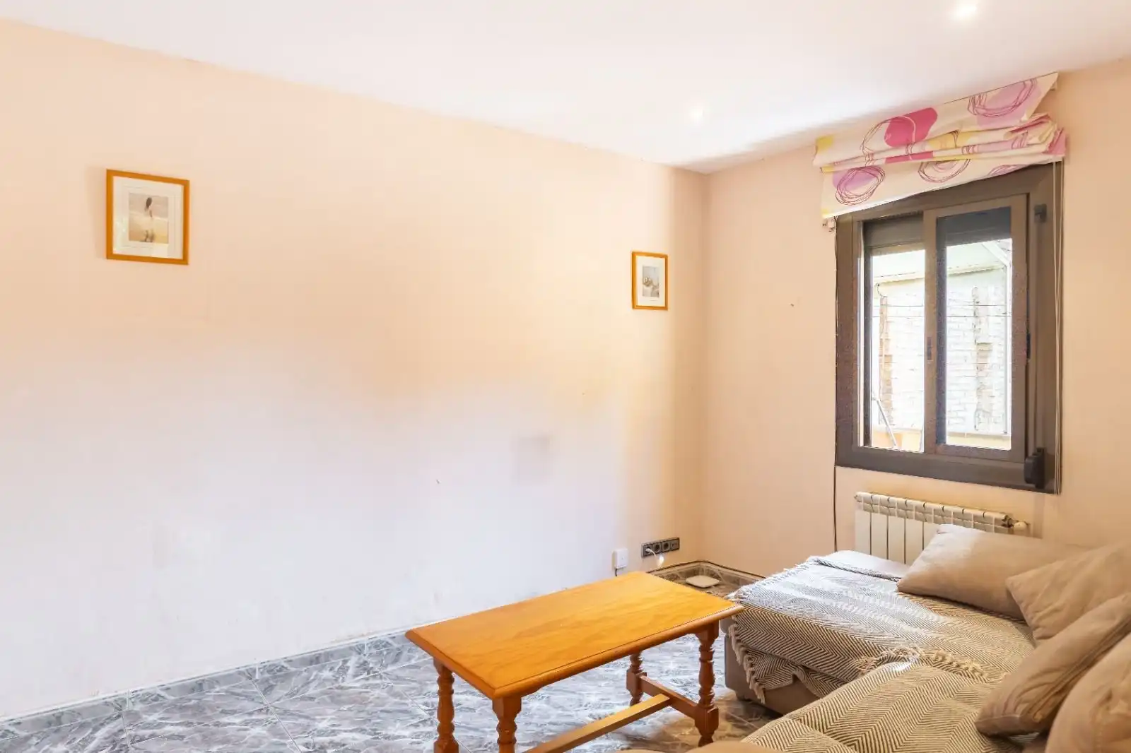 Habitación de Piso en venta en Badalona con Calefacción