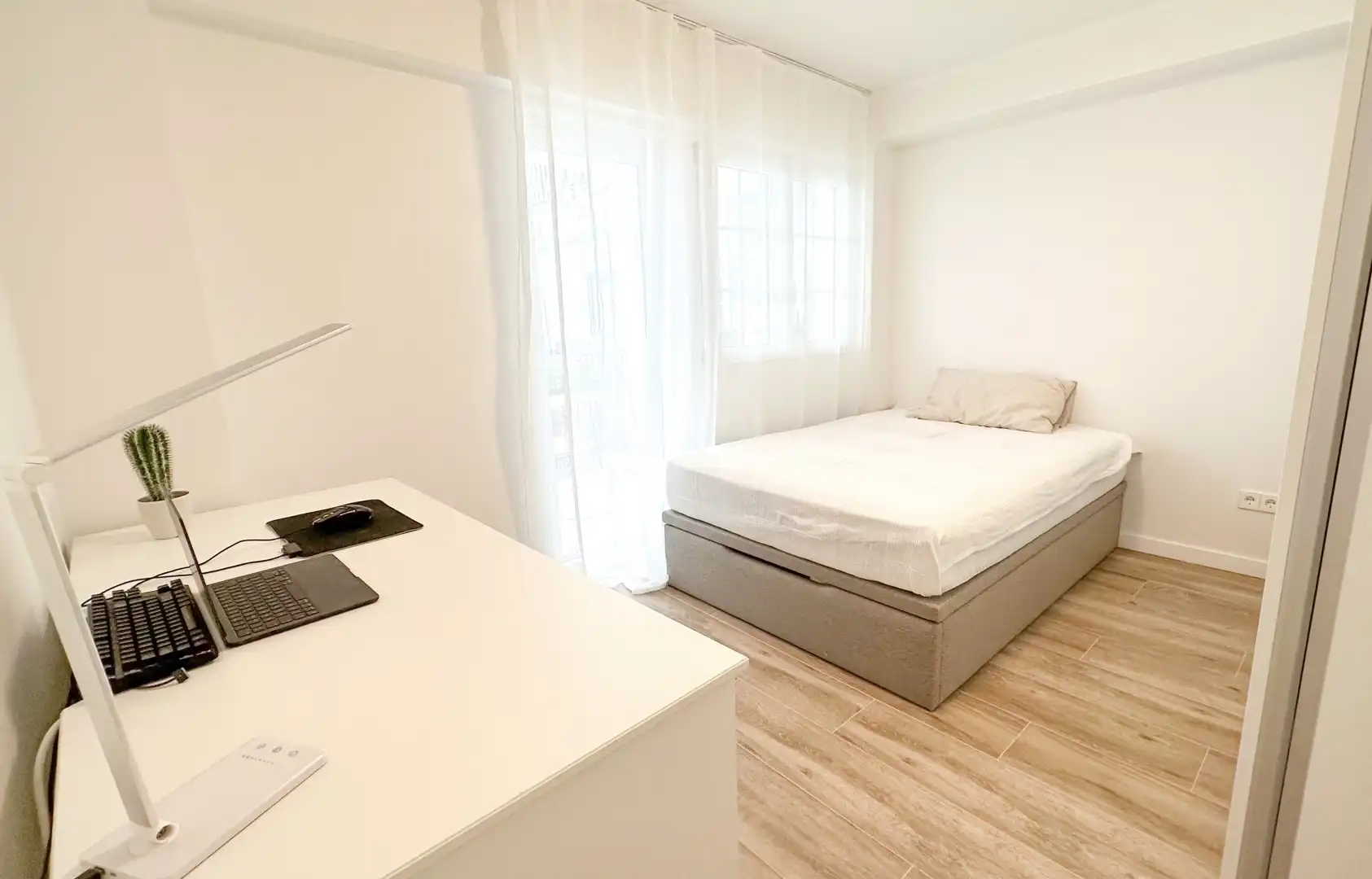 Bedroom of Apartments for sale in Calvià  with Air Conditioner, Heating and Terrace
