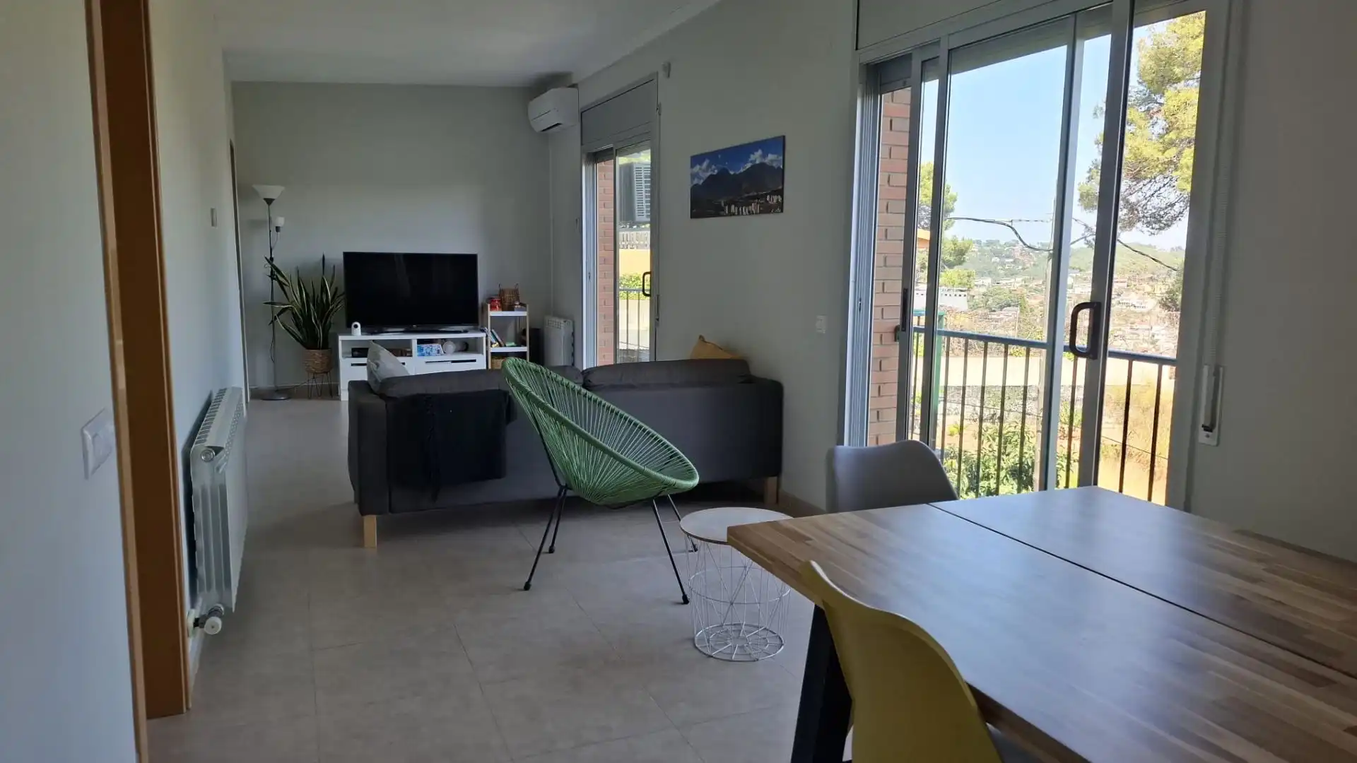 Sala de estar de Casa o chalet en venta en Vallirana, Barcelona