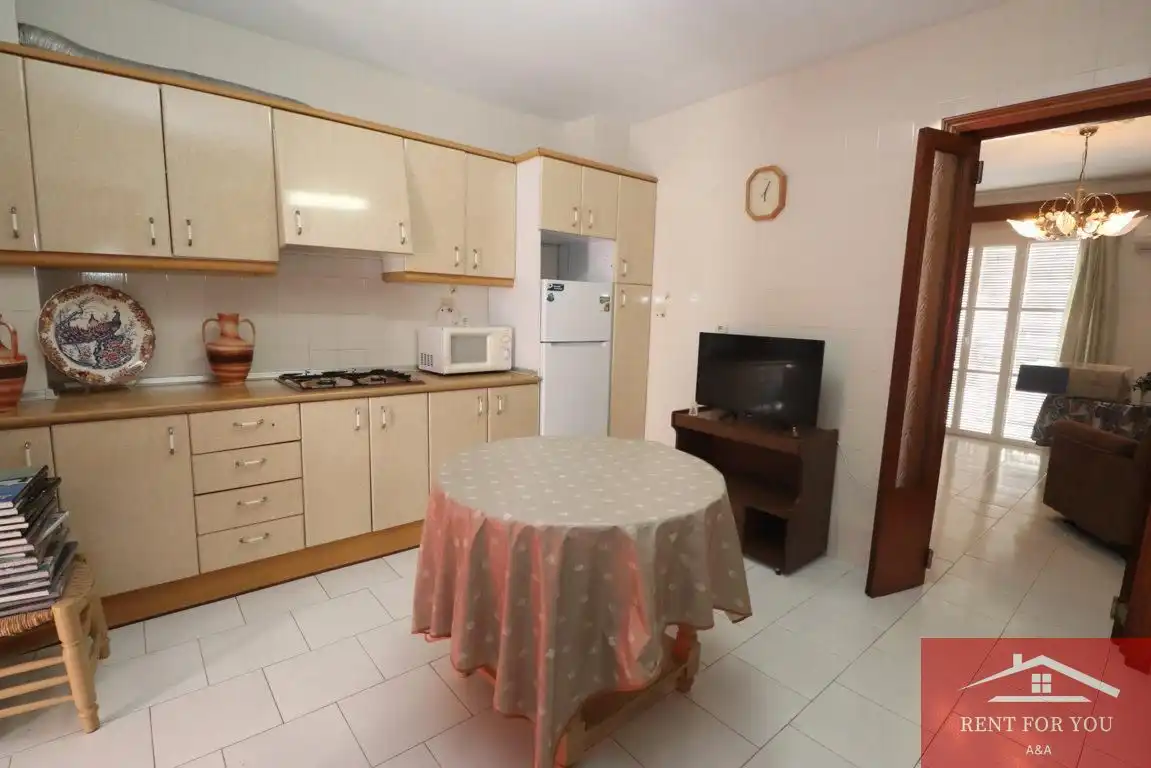 Cuina de Pis en venda en Alhaurín El Grande amb Aire condicionat, Terrassa i Moblat