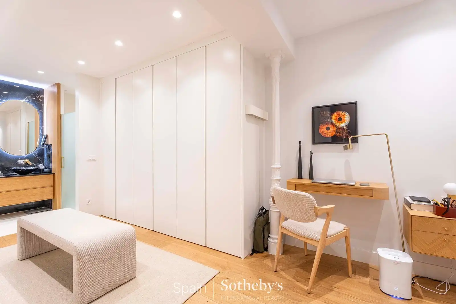 Dormitori de Apartament en venda en Madrid amb Aire condicionat i Calefacció