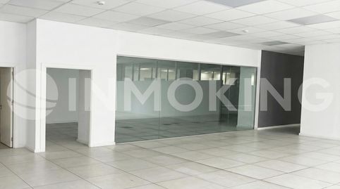 Edificio Exclusivo de Oficinas Manoteras