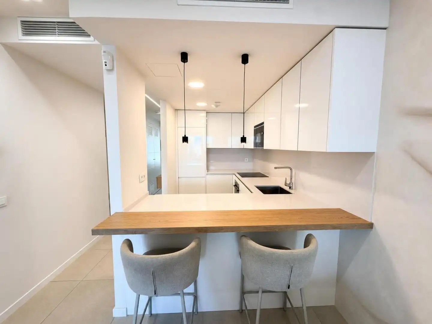 Apartament amb piscina en venda a Avenida Avenida Mar de Alborán 15, imagen 12