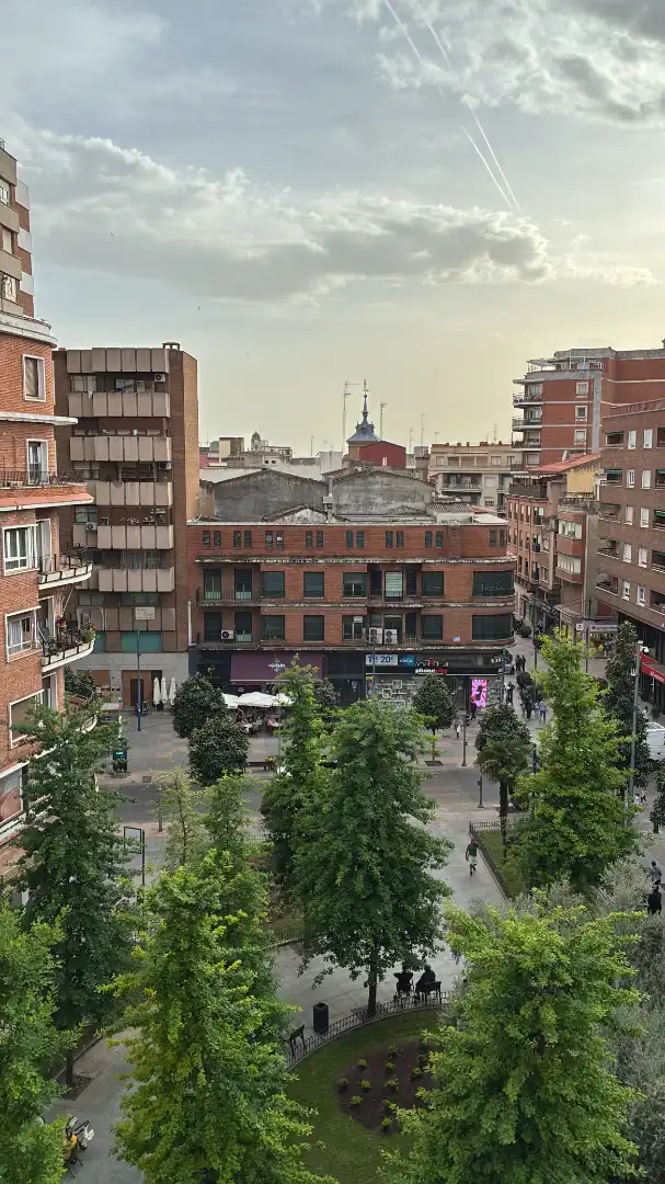 Außenansicht von Wohnung zum Verkauf in Talavera de la Reina mit Heizung, Parkett und Terrasse