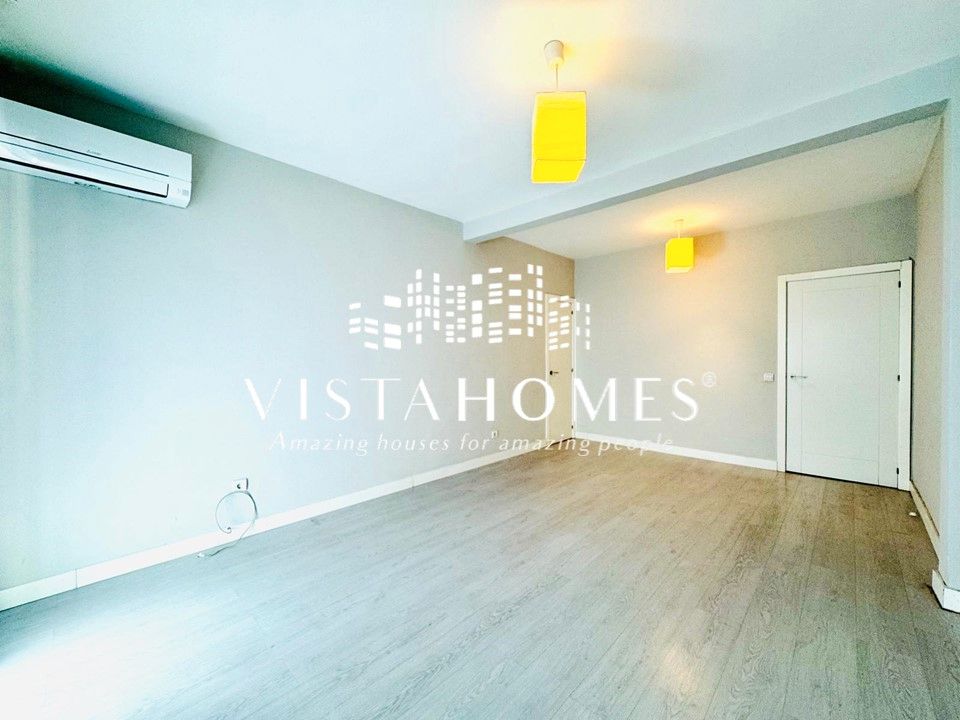 Flat for sale in Calle de Espronceda, Ríos Rosas - Nuevos Ministerios, Chamberí,  Madrid Capital