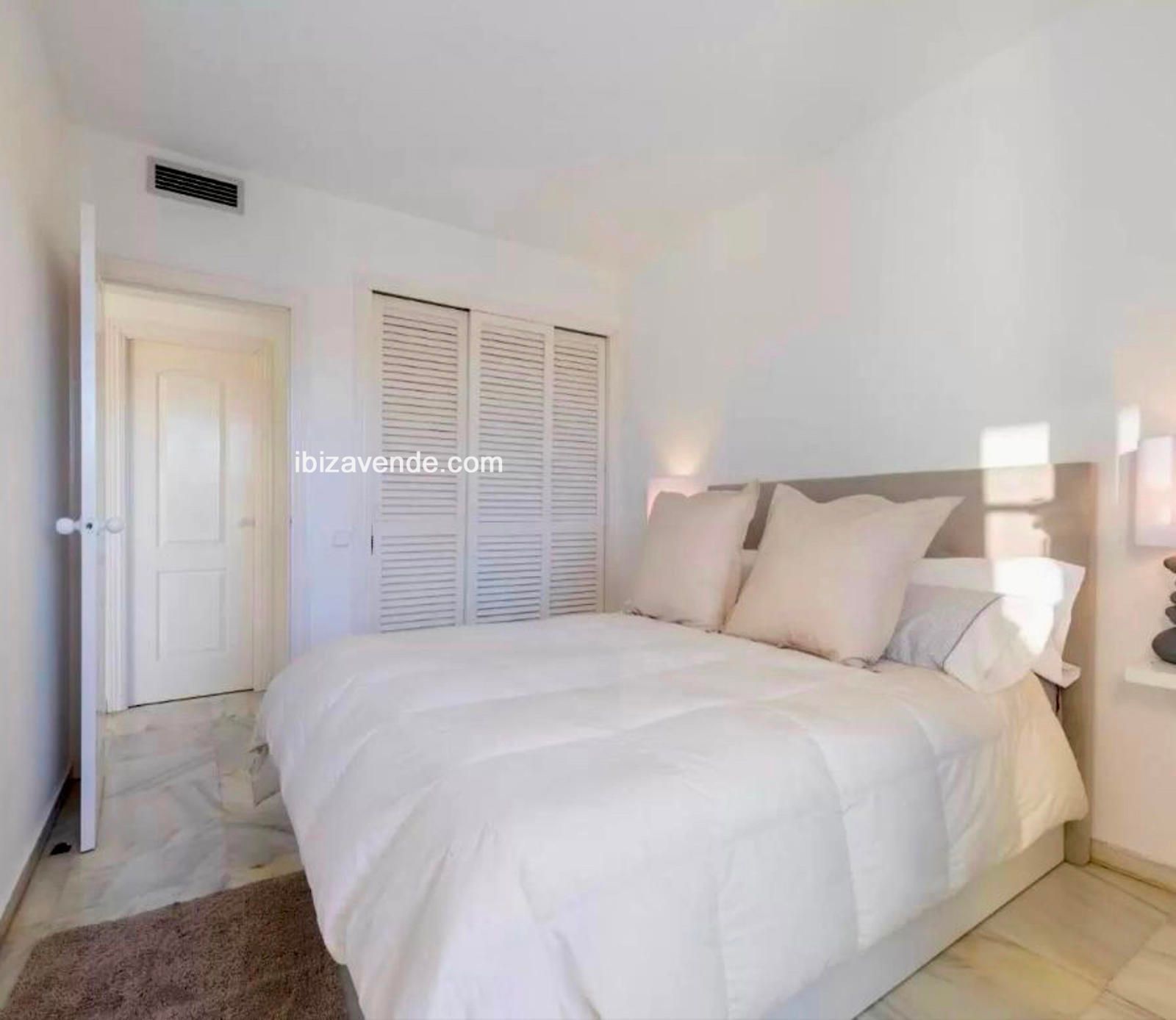Flat for sale in 8 de agosto, Marina Botafoc - Platja de Talamanca, Eivissa