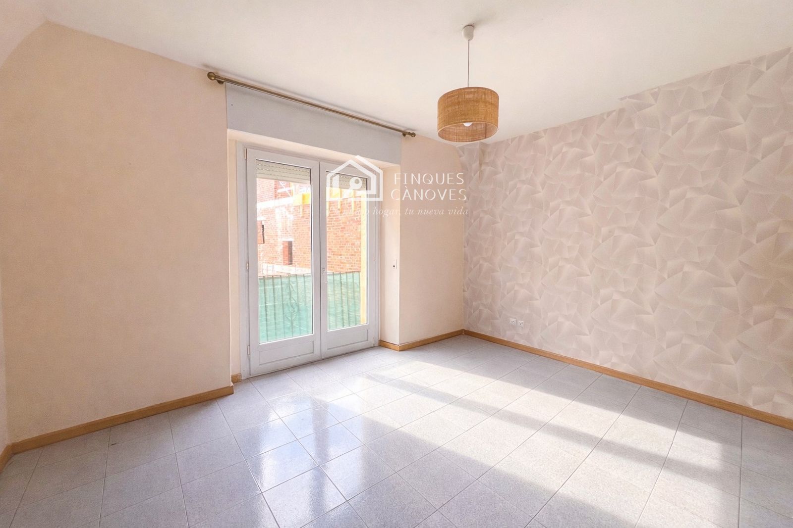 Dormitori de Pis en venda en Banyoles amb Calefacció, Terrassa i Traster