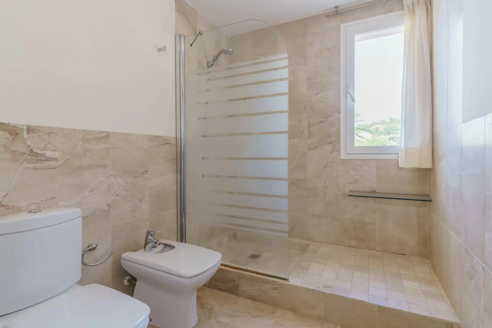 Detached house with terrace for sale in Calle Calle Naranjo, Monte de los Almendros, imagen 37