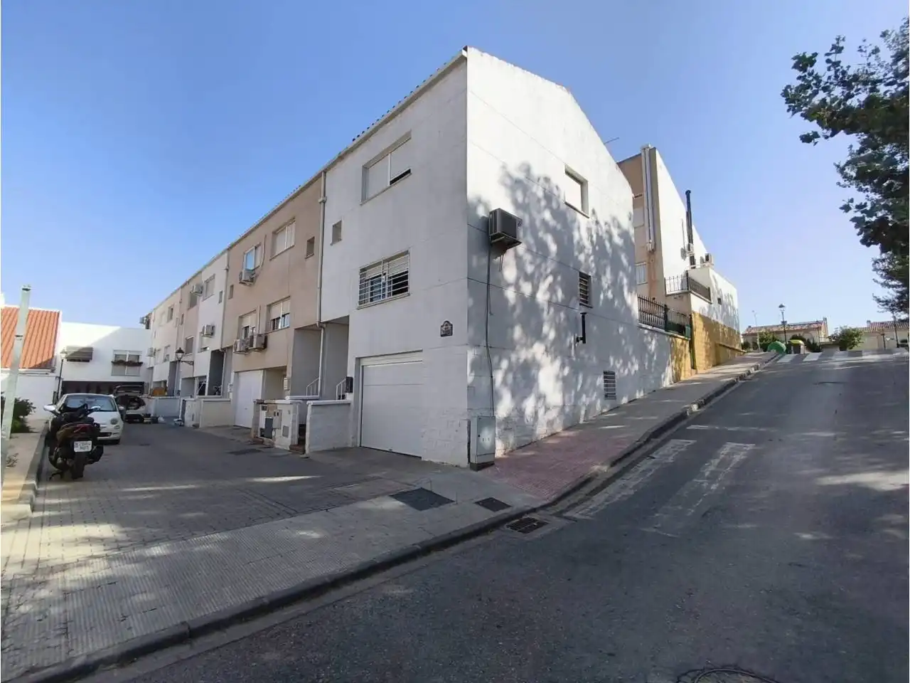 Vista exterior de Casa o chalet en venta en Ogíjares con Aire acondicionado