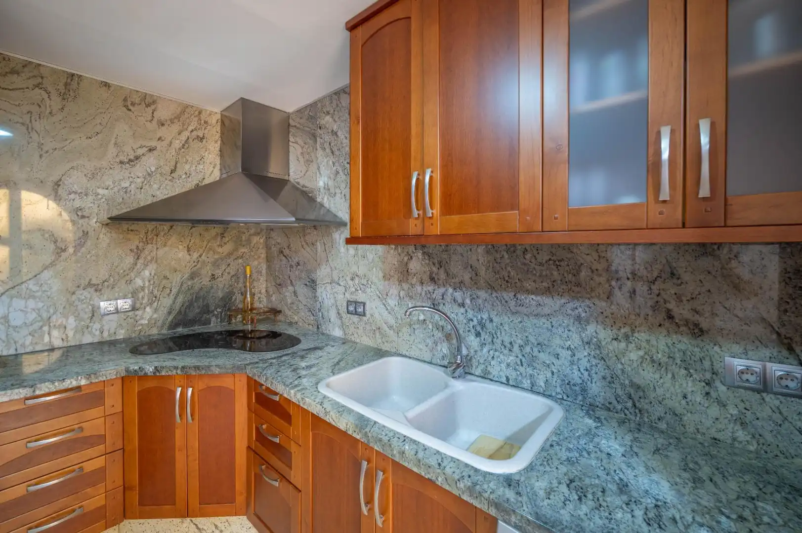 Kitchen of Flat for sale in Santa Fe  with Air Conditioner