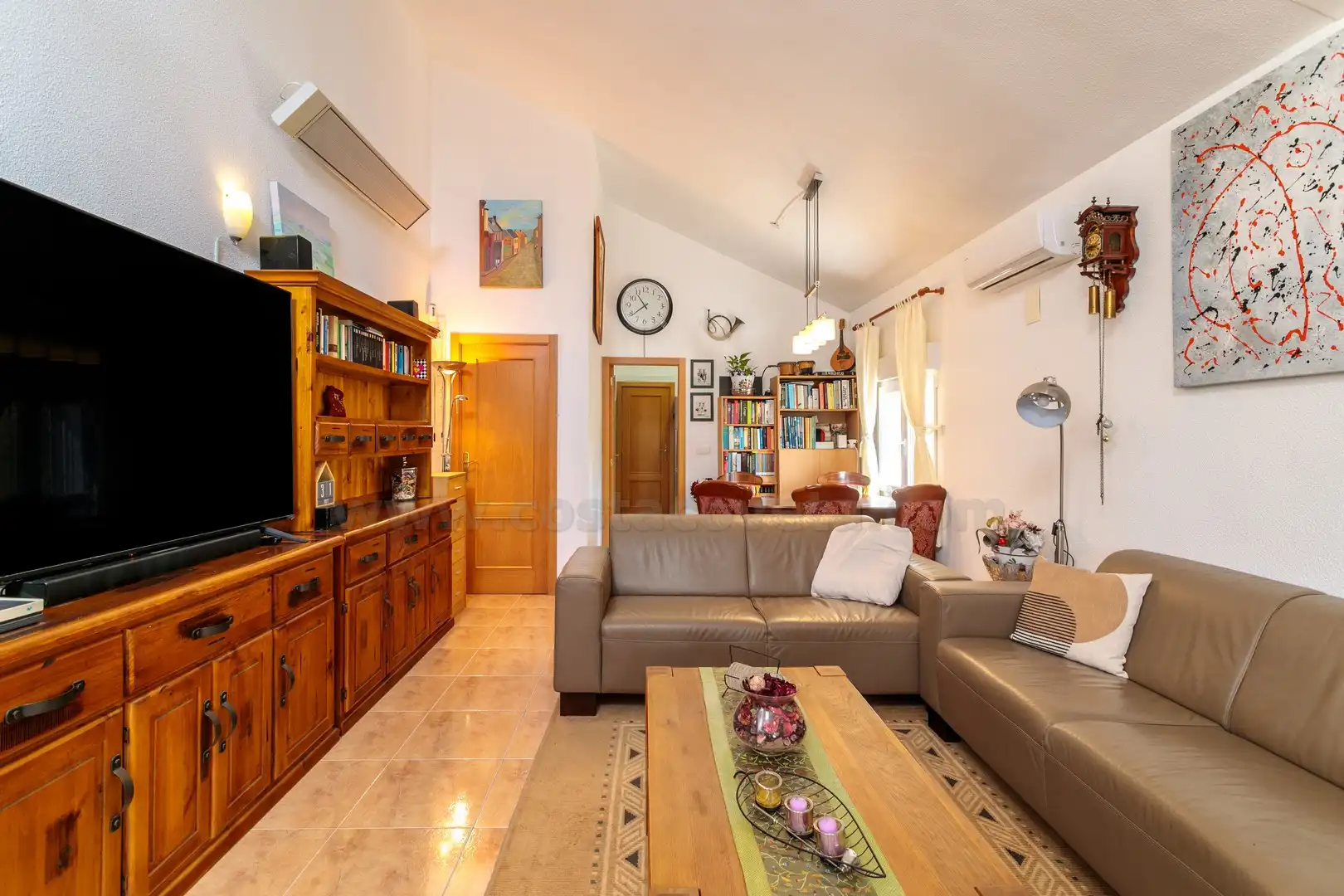 Sala d'estar de Casa adosada en venda en Aigües amb Aire condicionat, Terrassa i Traster