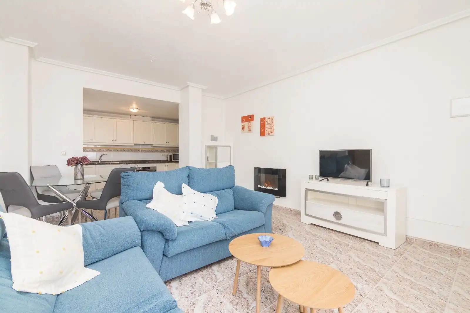Wohnzimmer von Wohnung zur Miete in Orihuela mit Klimaanlage, Heizung und Terrasse