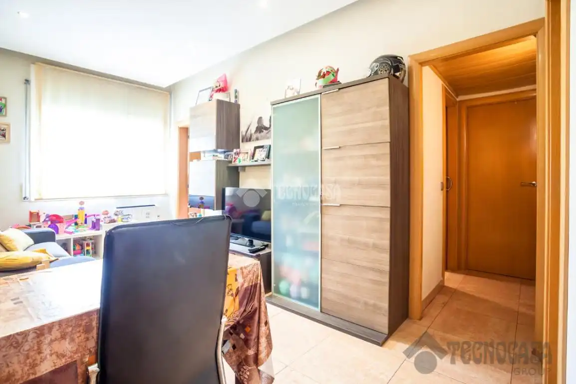 Schlafzimmer von Wohnung zum Verkauf in Barcelona mit Klimaanlage, Heizung und Möbliert