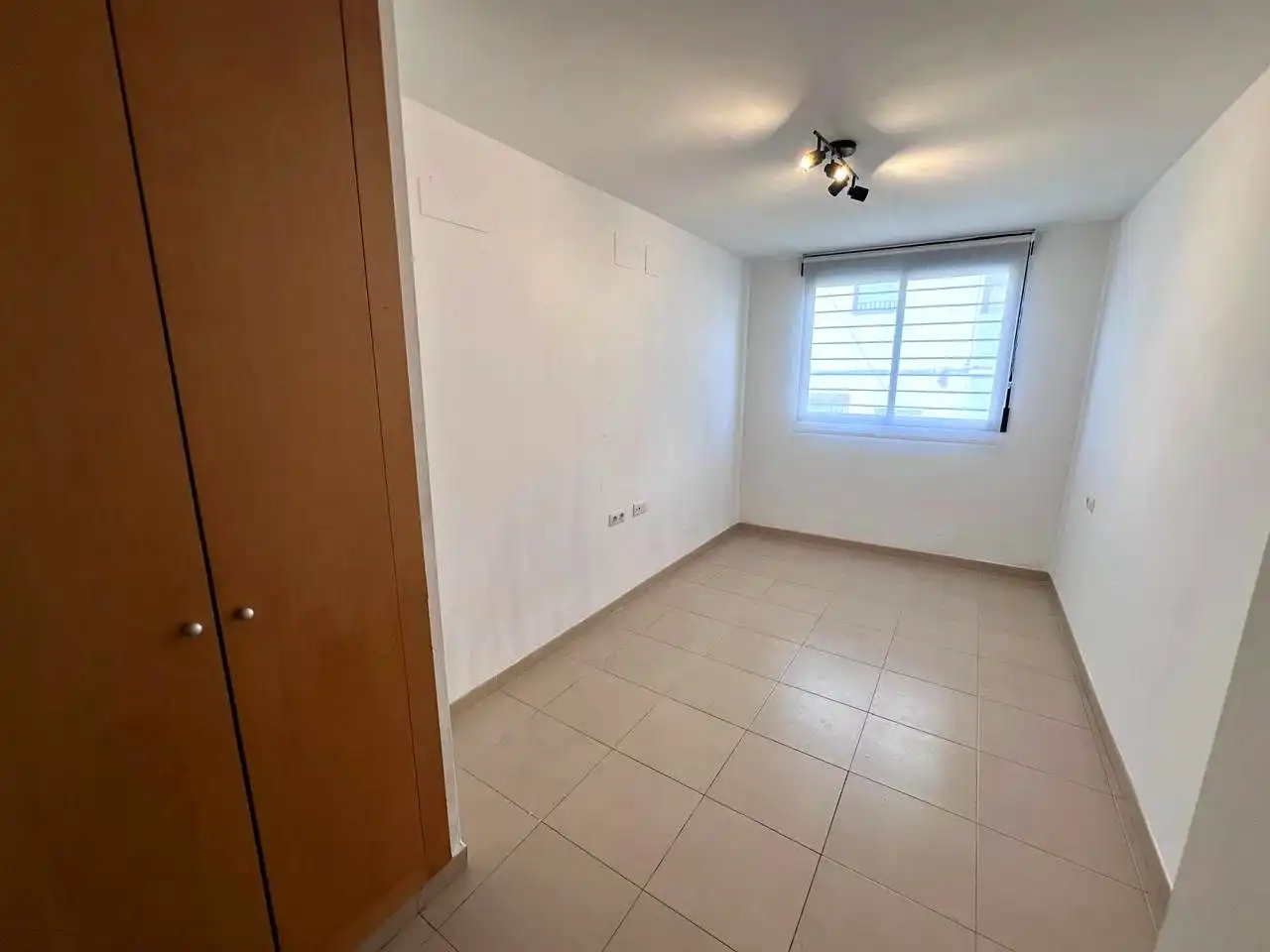 Habitación de Planta baja de alquiler en Castellón de la Plana / Castelló de la Plana con Trastero