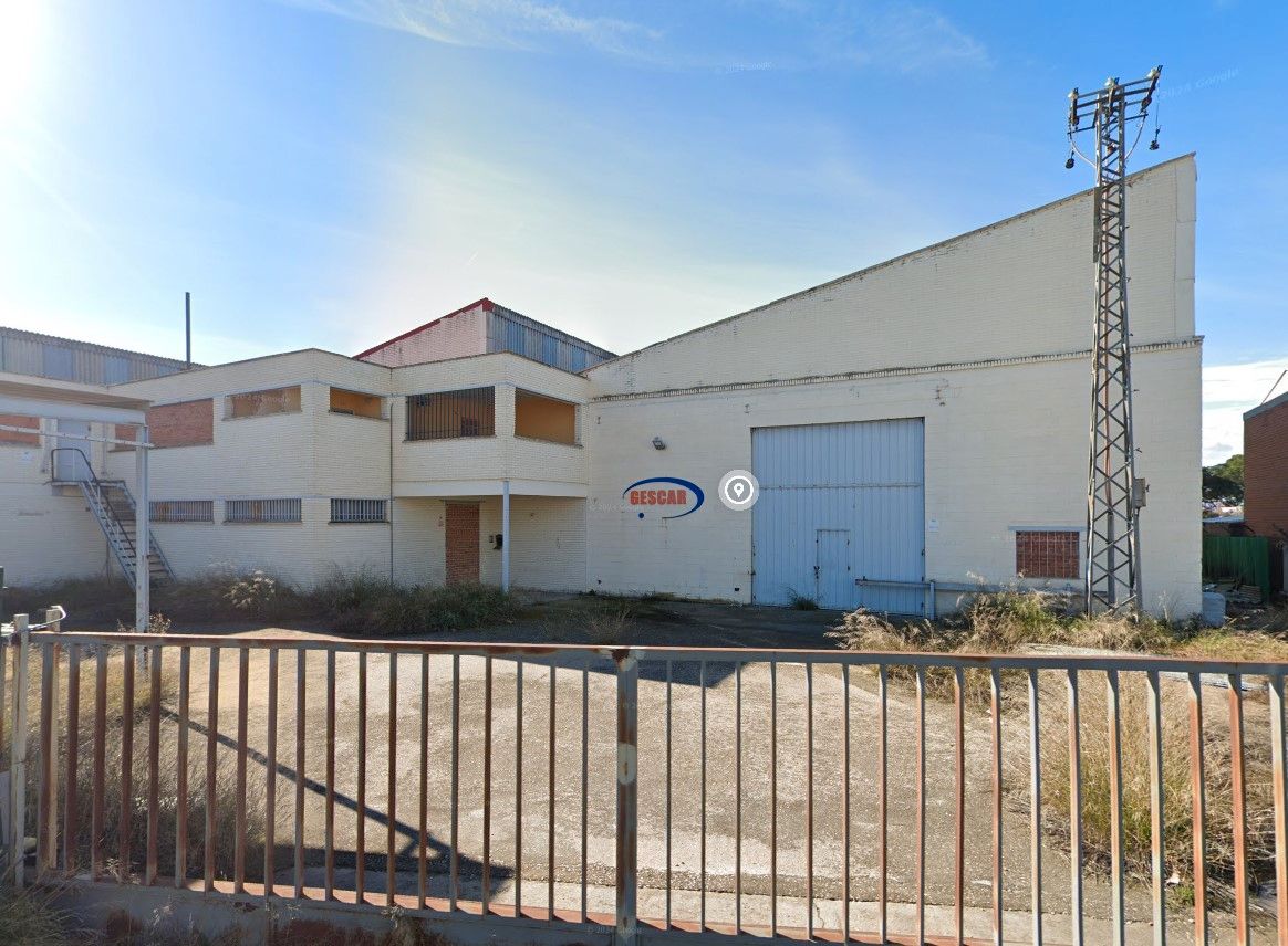 Exterior view of Industrial buildings for sale in Alcalá de Henares