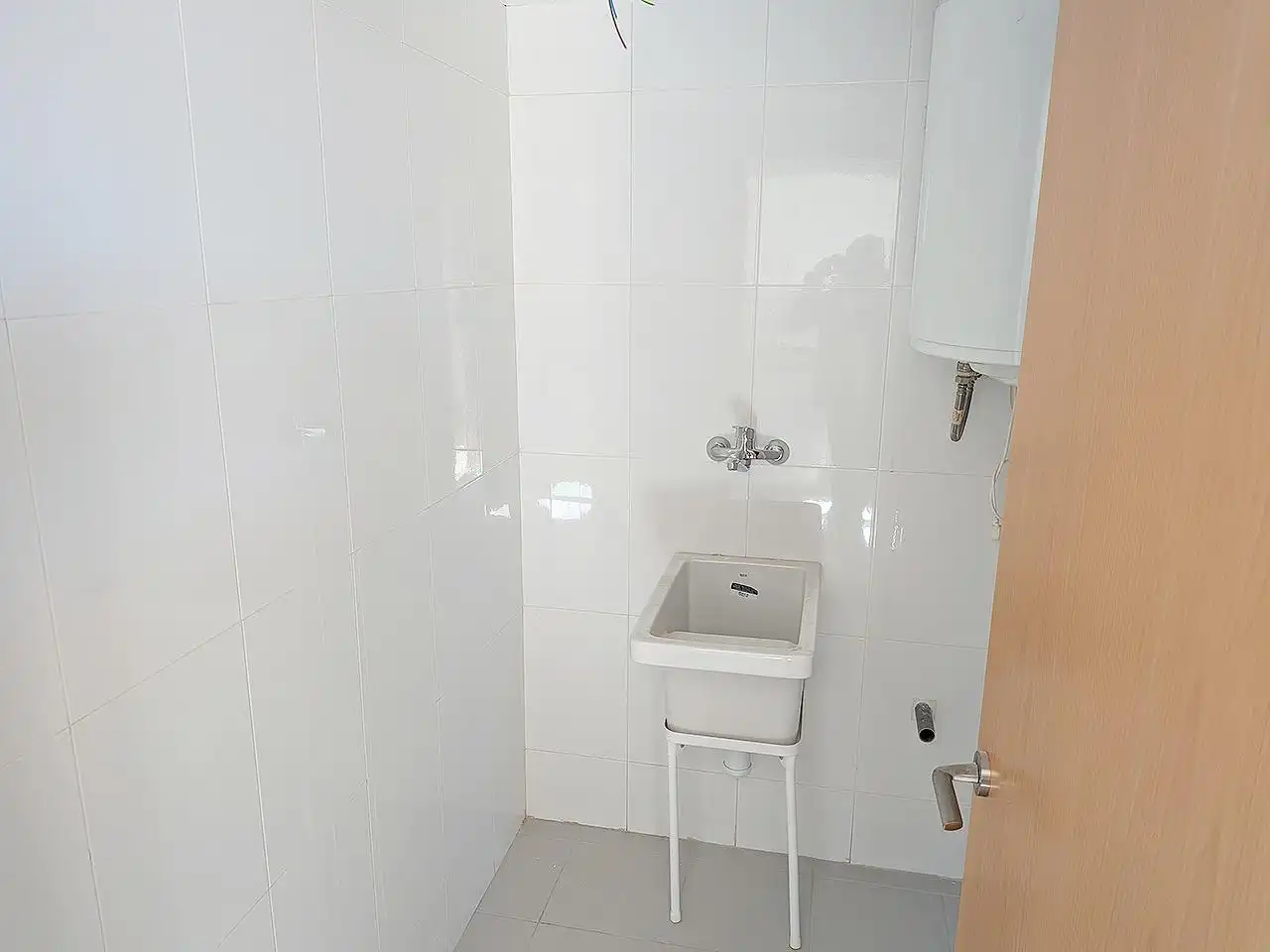 Bathroom of Flat for sale in Ulldecona  with Terrace, Balcony and Community pool