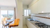 Cuina de Casa adosada en venda en Calpe / Calp amb Aire condicionat, Jardí privat i Piscina