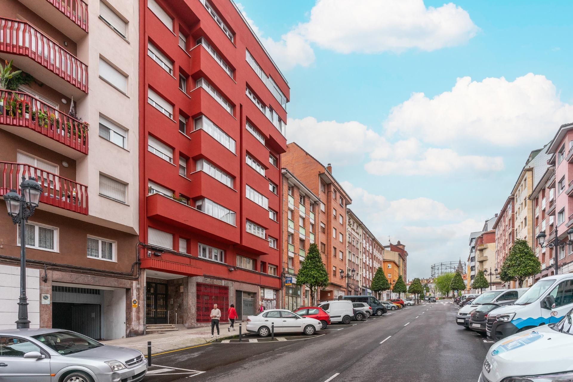 Exterior view of Flat for sale in Oviedo   with Terrace and Balcony