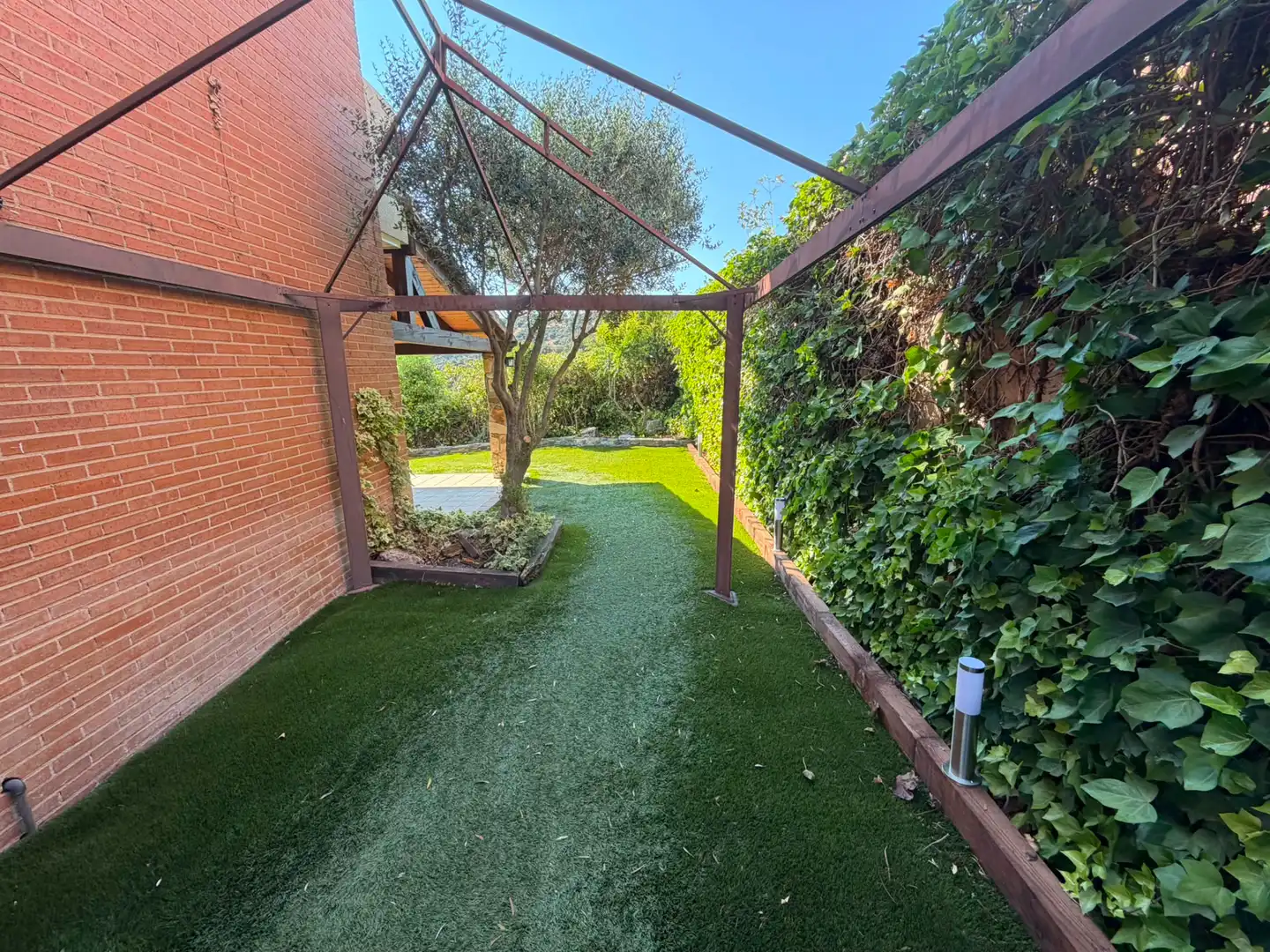 Terrassa de Casa o xalet de lloguer en Las Rozas de Madrid amb Aire condicionat, Calefacció i Jardí privat