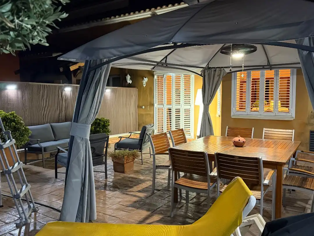 Casa pareada con piscina en venta en Carrer de l'Espígol 1, imagen 5