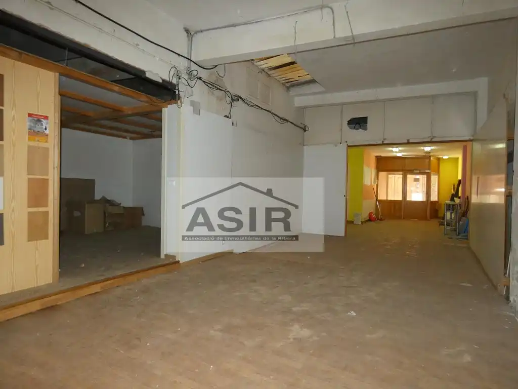 Gewerbefläche zum Verkauf in Casc Urbà