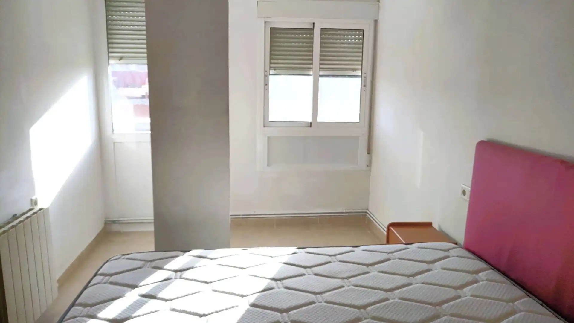 Habitación de Piso en venta en Torrevieja con Calefacción, Jardín privado y Trastero