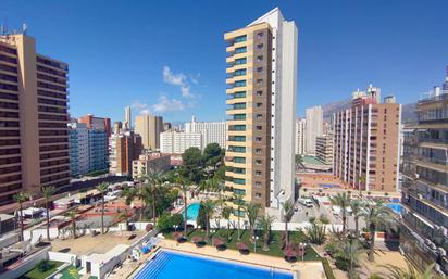 Schlafzimmer von Wohnungen zum verkauf in Benidorm mit Klimaanlage, Terrasse und Schwimmbad