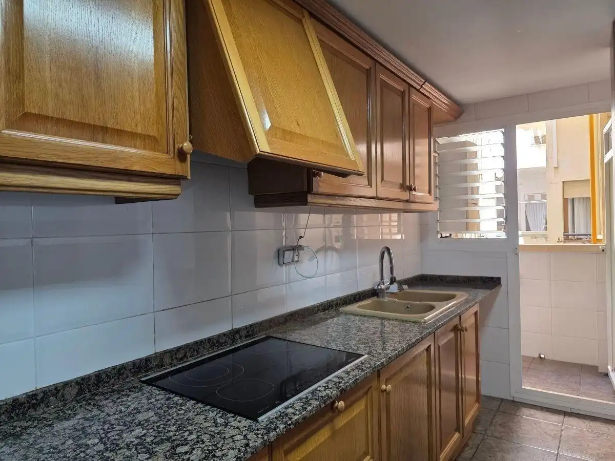 Kitchen of Flat for rent in Valencia  with Heating