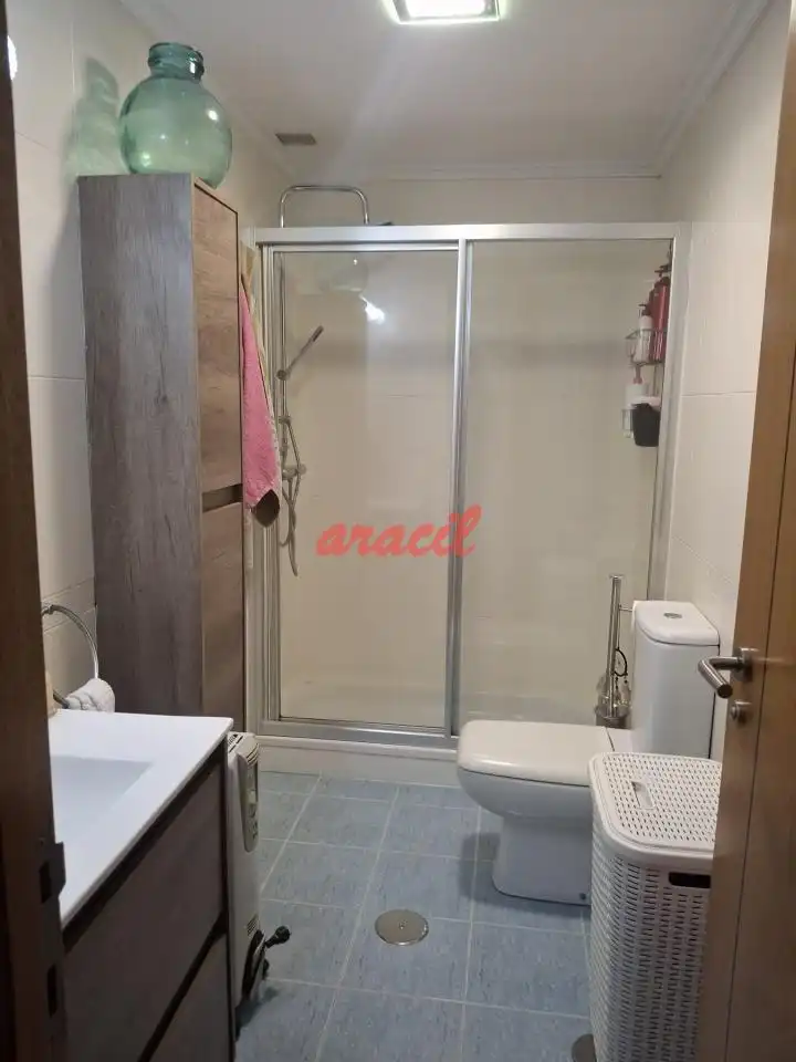 Baño de Dúplex en venta en Ourense Capital  con Calefacción y Amueblado