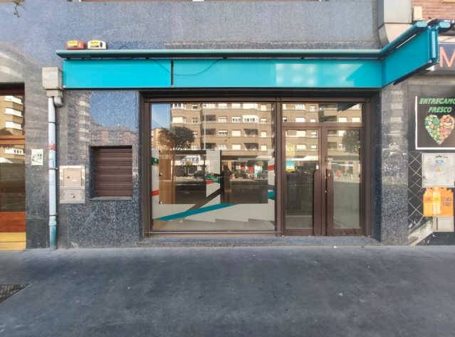 Local comercial en Alquiler en Portal de Legutiano Kalea, 50 en El Anglo