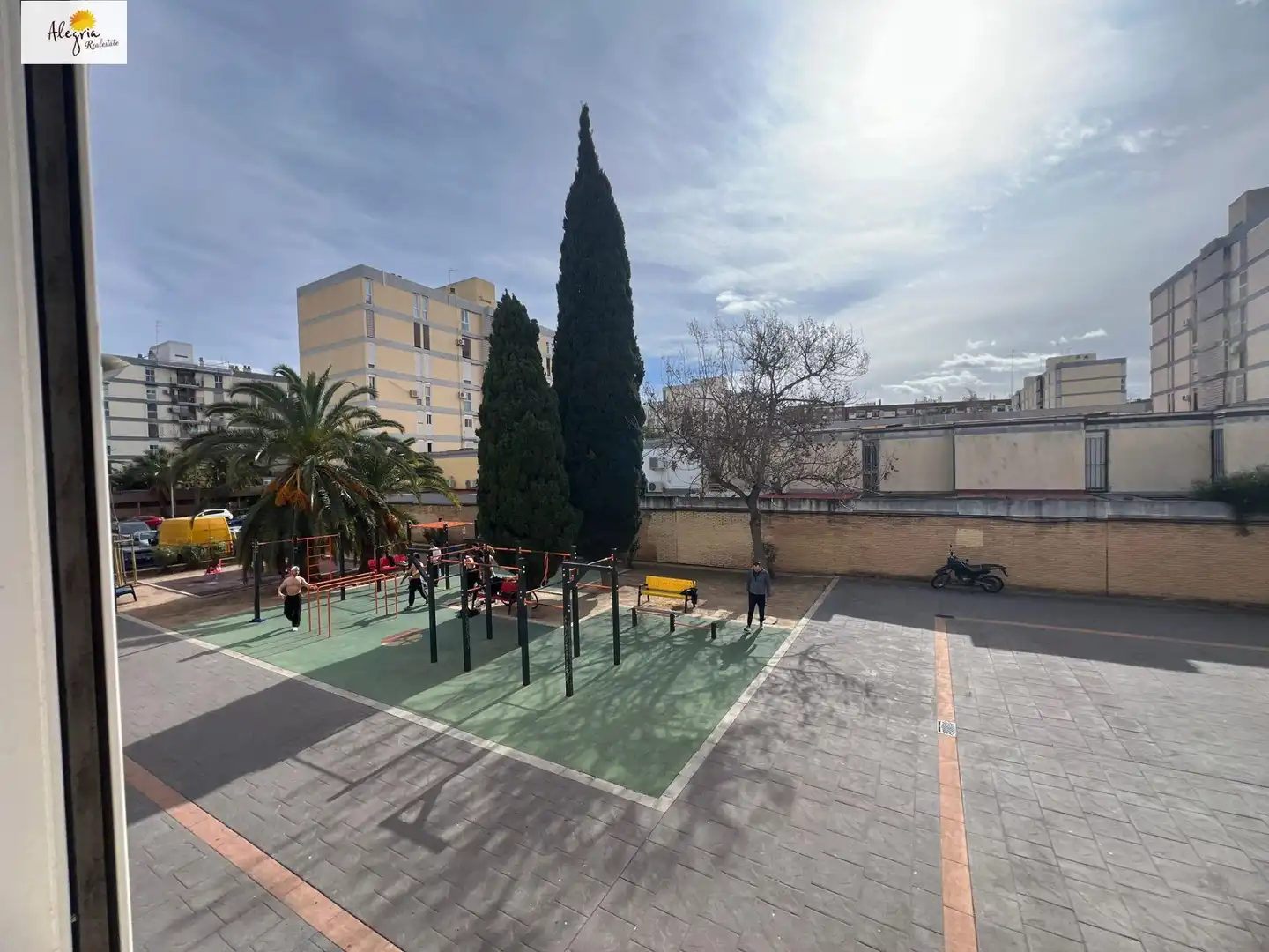 Vista exterior de Piso en venta en Valencia con Aire acondicionado, Terraza y Amueblado