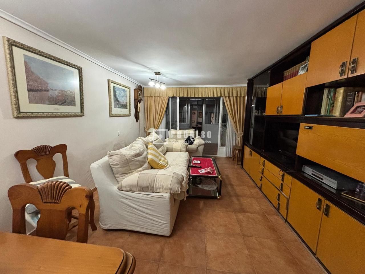 Sala d'estar de Casa o xalet en venda en  Madrid Capital amb Terrassa