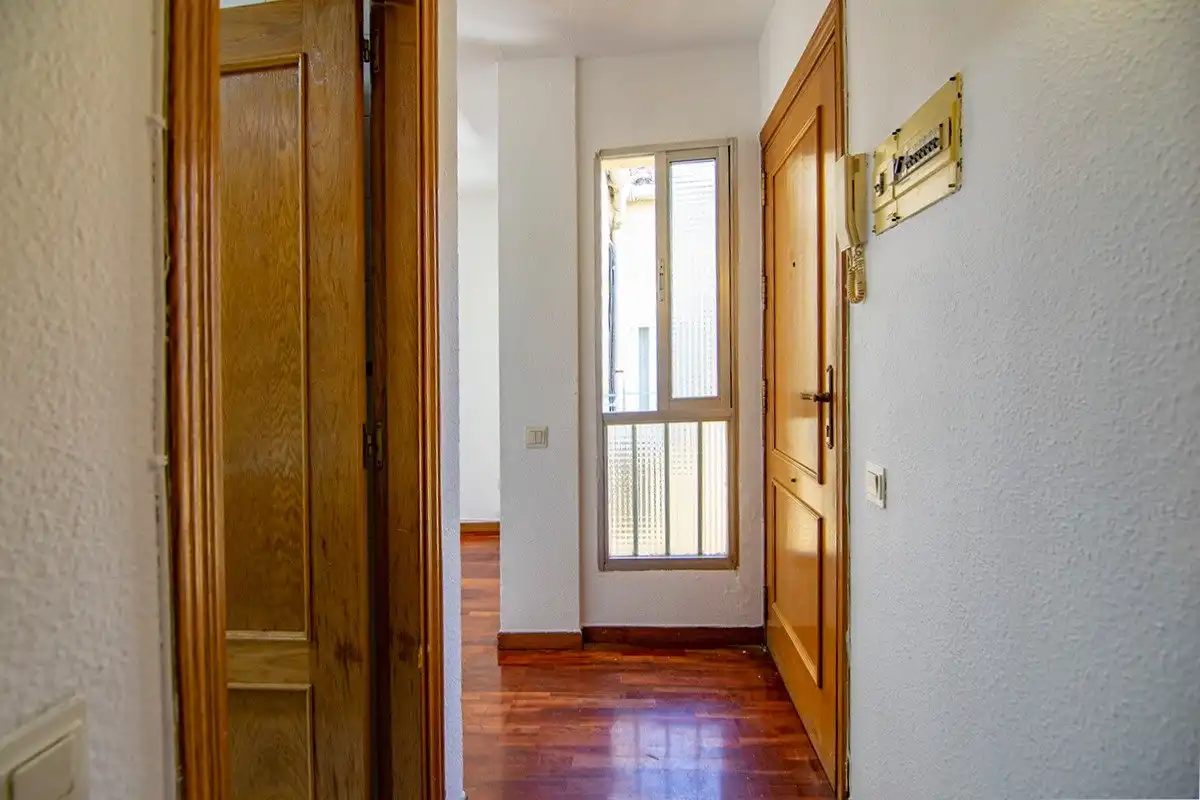 Flat for rent in Madrid  with Parquet flooring