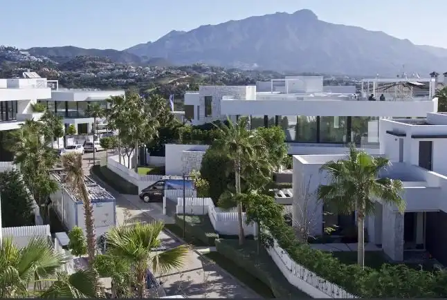 Chalet con piscina en venta en Benahavís pueblo, imagen 5