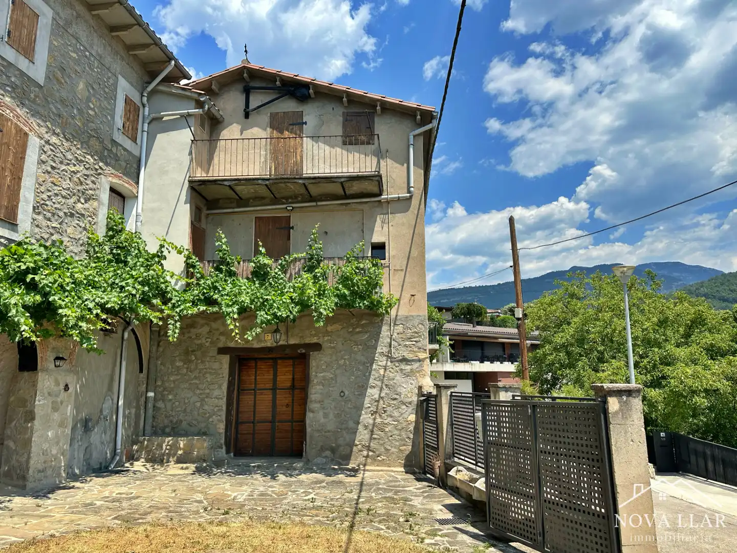 Exterior view of Country homes for sale in Campdevànol  with Heating, Private garden and Parquet flooring