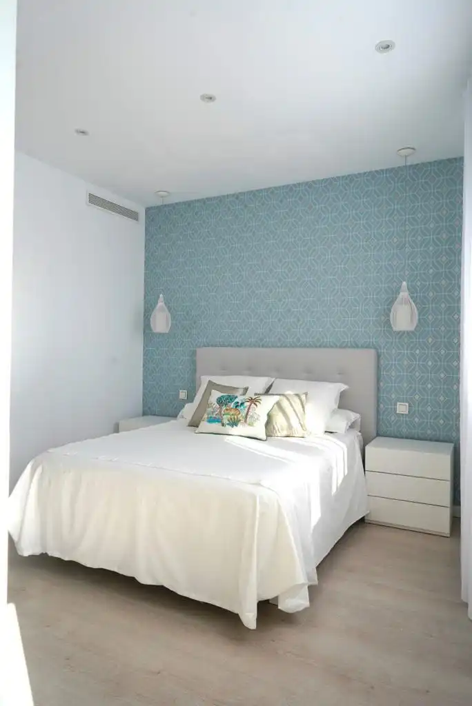 Piso con piscina en venta en Entrenúcleos, imagen 11