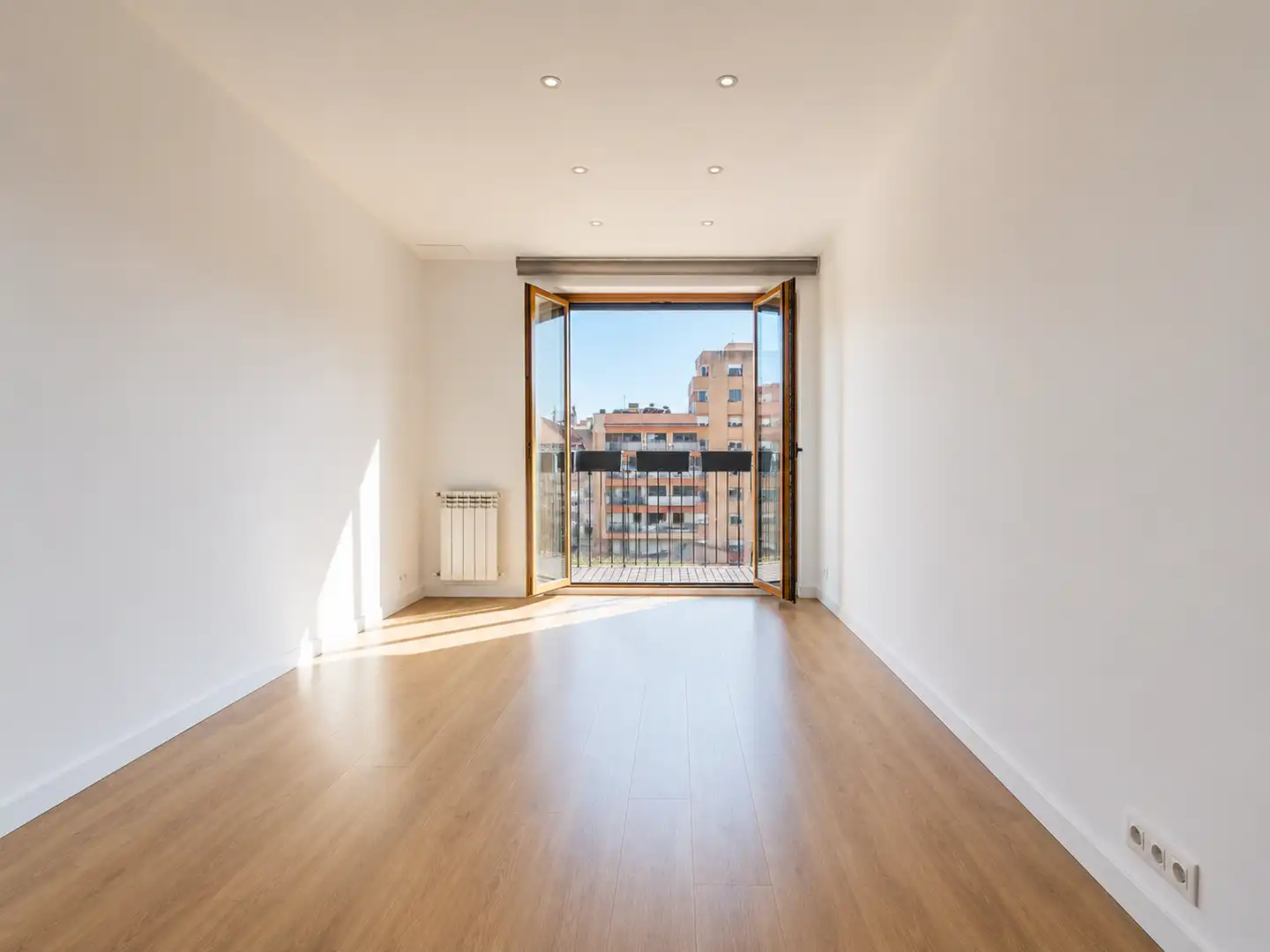 Bedroom of Flat for sale in Barcelona  with Balcony