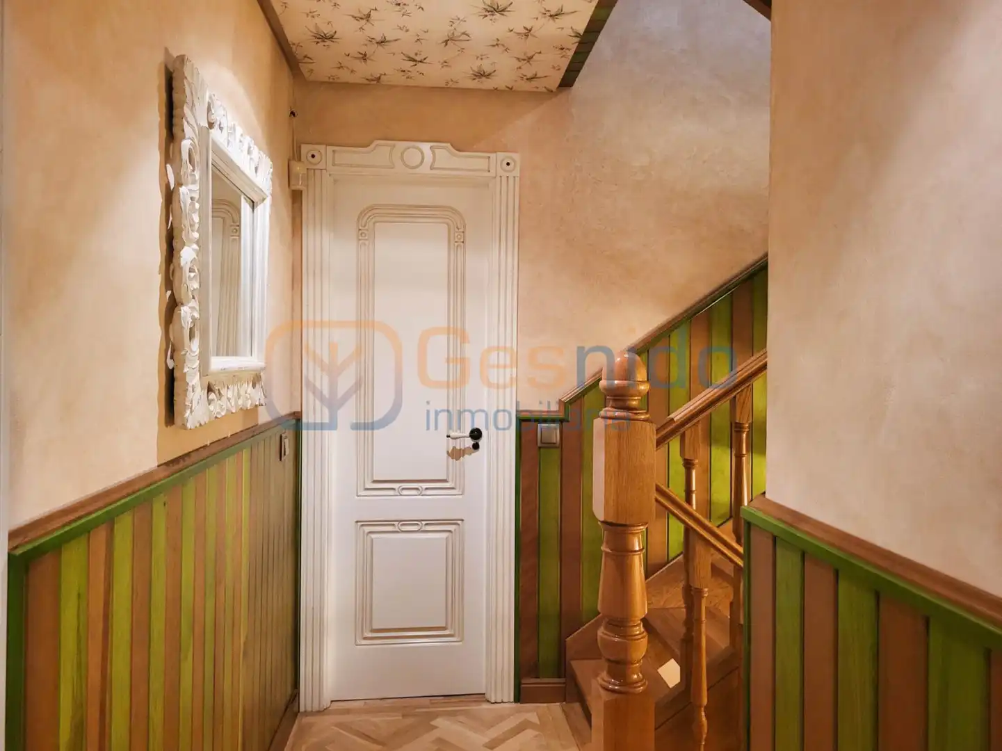 Casa adosada en venta en Segovia con Calefacción, Parquet y Trastero