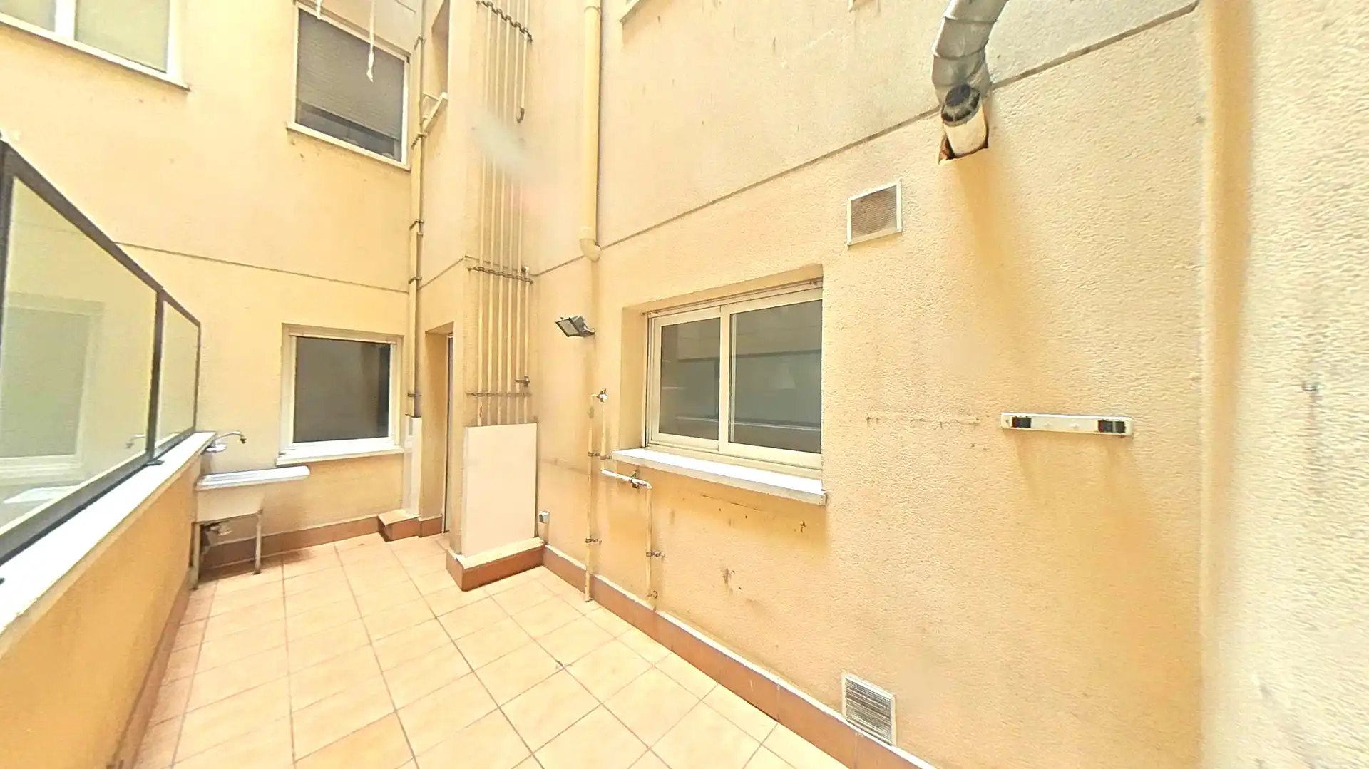 Flat for sale in Carrer d'Alfons Sala, Sabadell, Spain, -1, Covadonga