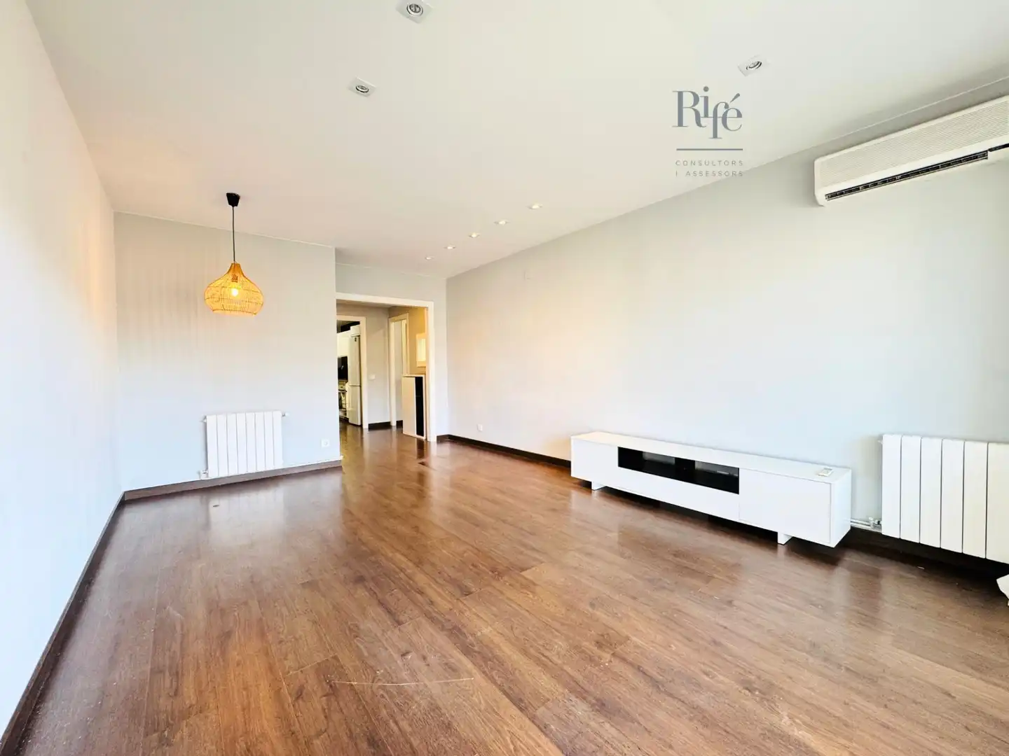 Piso con terraza en venta en Avinguda de la Cossetània