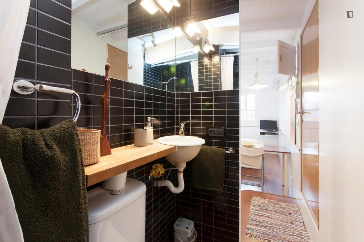 Study to rent in Sant Pere, Sta. Caterina i la Ribera