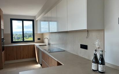 Kitchen of Flat for sale in Reus  with Air Conditioner and Terrace