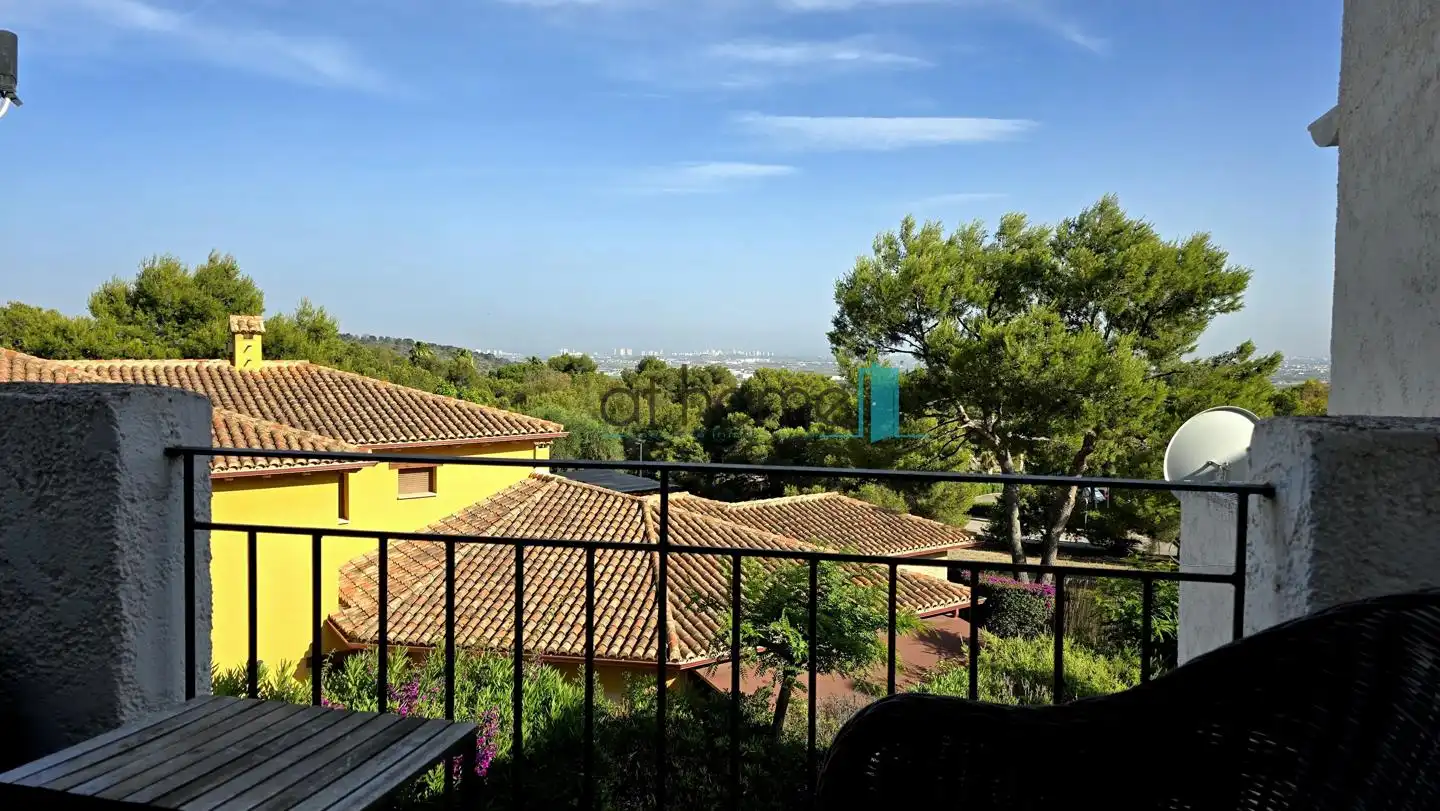 Außenansicht von Einfamilien-Reihenhaus zur Miete in Sagunto / Sagunt mit Klimaanlage, Parkett und Terrasse