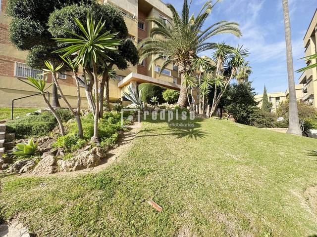 Piso en Venta en de Don Diego de Miranda en El Palo