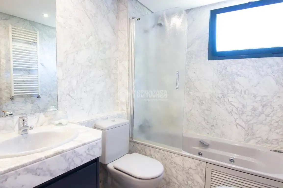 Flat with pool for sale in Barajas, imagen 24